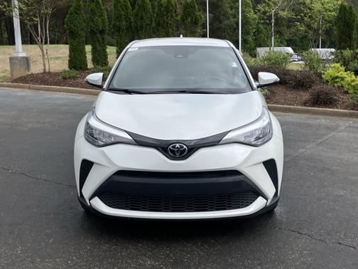 Blizzard Pearl 2021 Toyota C-HR XLE