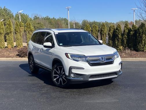 2022 Honda Pilot Touring 7-Passenger