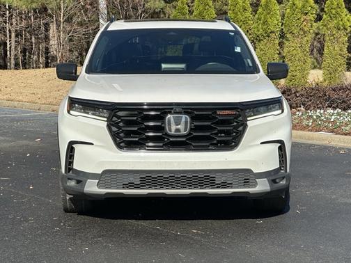 2023 Honda Pilot TrailSport