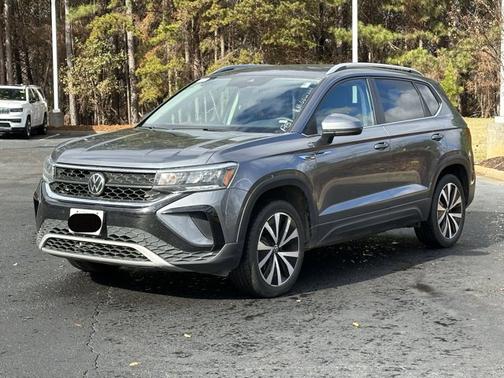 2024 Volkswagen Taos SE