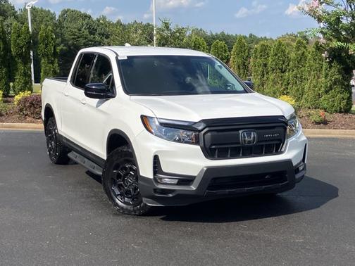 Platinum White Pearl 2025 Honda Ridgeline Sport+