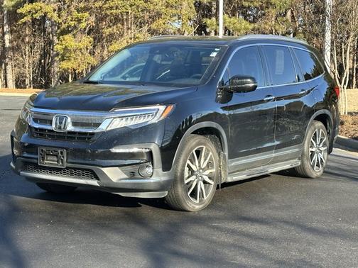2022 Honda Pilot Touring 7-Passenger