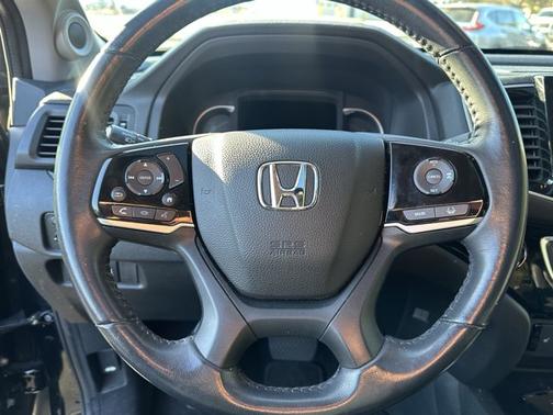 2022 Honda Pilot Touring 7-Passenger
