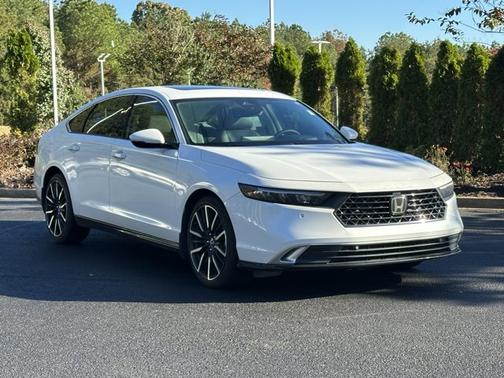 2023 Honda Accord Hybrid Touring