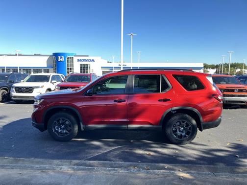 2025 Honda Pilot TrailSport