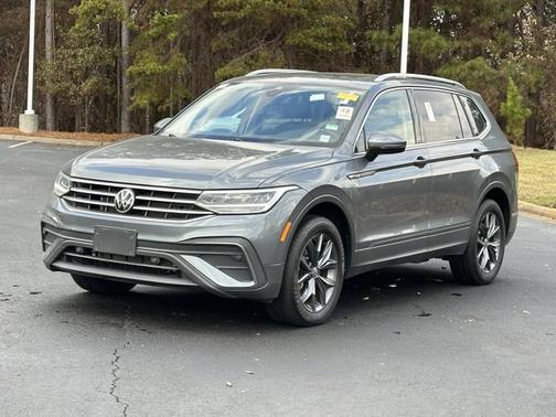 2022 Volkswagen Tiguan SE
