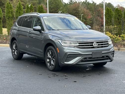 2022 Volkswagen Tiguan SE