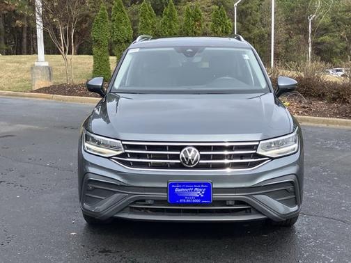 2022 Volkswagen Tiguan SE