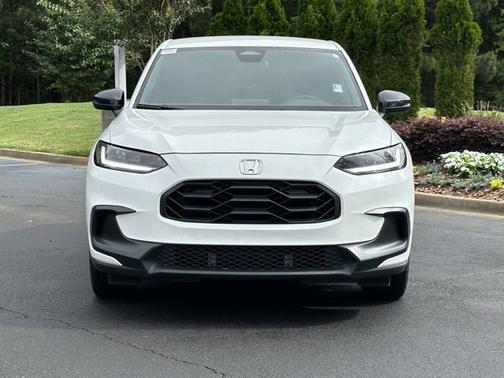 Platinum White Pearl 2023 Honda HR-V Sport