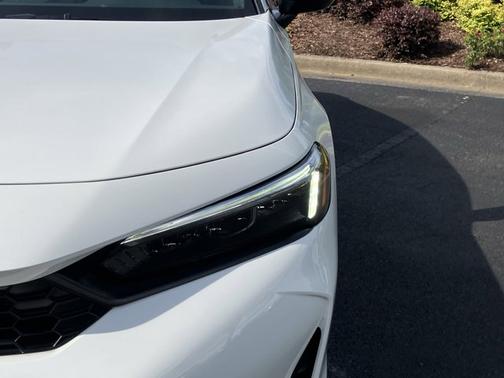 Platinum White Pearl 2025 Honda Civic Sport