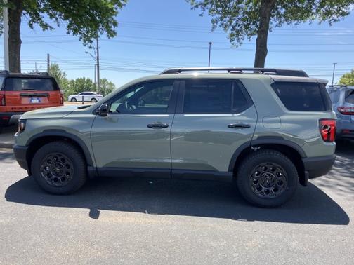 Ash Green Metallic 2026 Honda Passport TrailSport Blackout