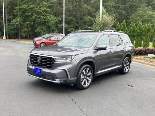 Modern Steel Metallic 2025 Honda Pilot Touring