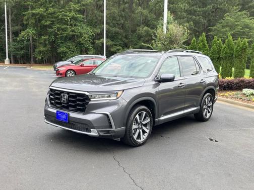 Modern Steel Metallic 2025 Honda Pilot Touring