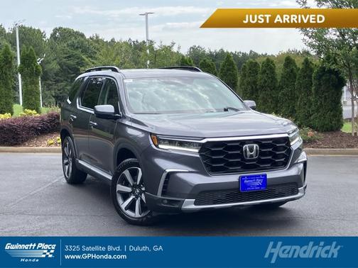 Modern Steel Metallic 2025 Honda Pilot Touring