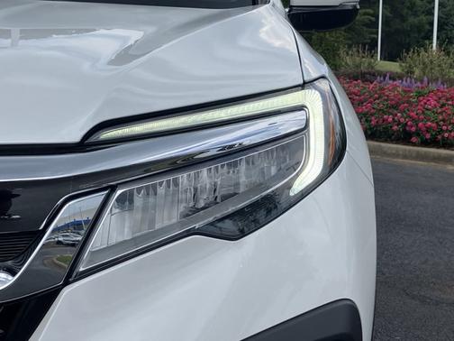 2022 Honda Pilot Touring 7-Passenger