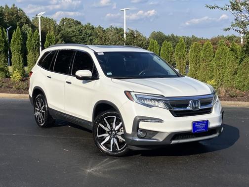 2022 Honda Pilot Touring 7-Passenger