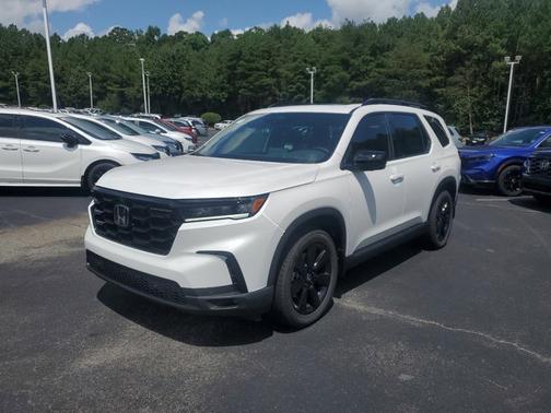 2025 Honda Pilot Black Edition