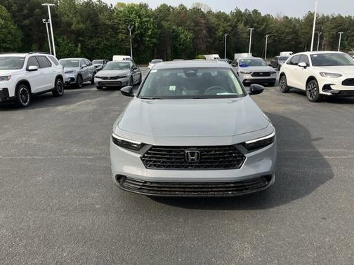 Urban Gray Pearl 2026 Honda Accord SE