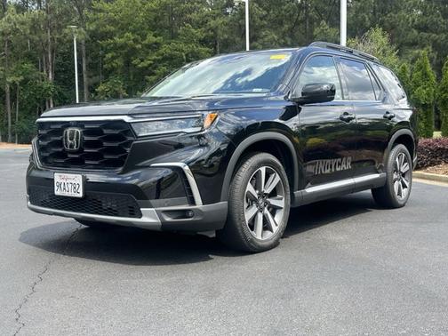 Crystal Black Pearl 2024 Honda Pilot Elite