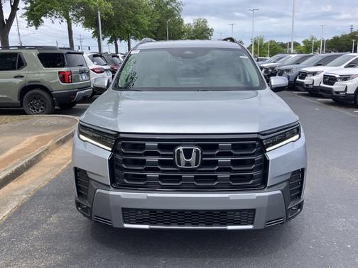Solar Silver Metallic 2026 Honda Pilot EX-L