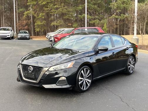 2022 Nissan Altima 2.5 SR