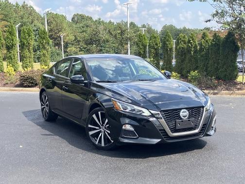 2022 Nissan Altima 2.5 SR