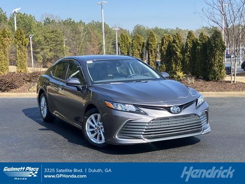 2022 Toyota Camry LE