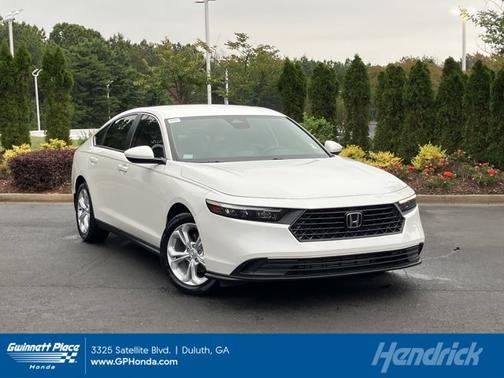 Platinum White Pearl 2023 Honda Accord LX