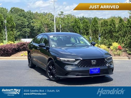 Crystal Black Pearl 2025 Honda Accord SE