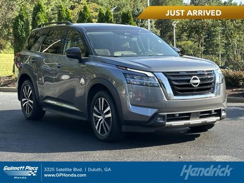 2024 Nissan Pathfinder Platinum