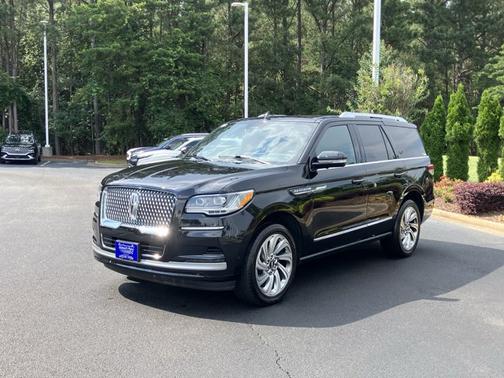 Infinite Black 2024 Lincoln Navigator Reserve