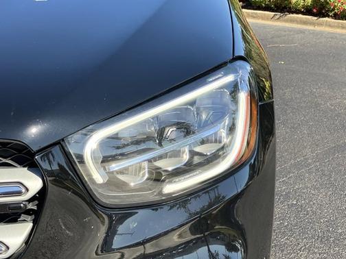 2021 Mercedes-Benz GLC 300 Base