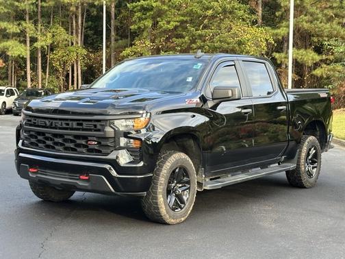 2022 Chevrolet Silverado 1500 Custom Trail Boss