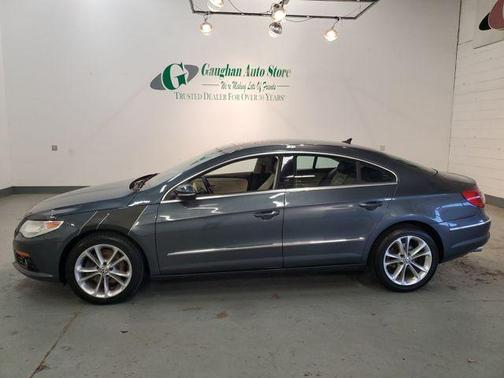 2010 Volkswagen CC Luxury