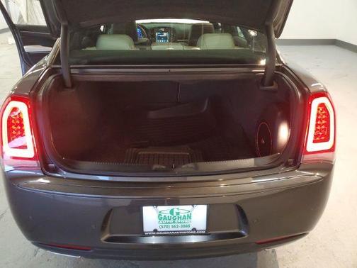 Granite Crystal Clearcoat Metallic 2017 Chrysler 300 S