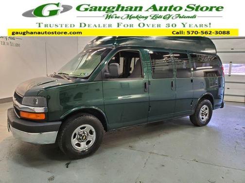 2003 Chevrolet Express 1500 LS Wagon