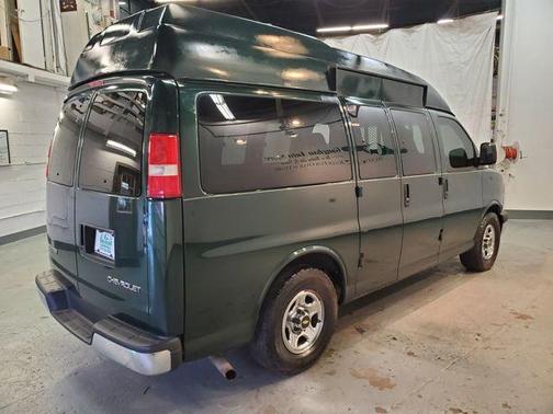 2003 Chevrolet Express 1500 LS Wagon