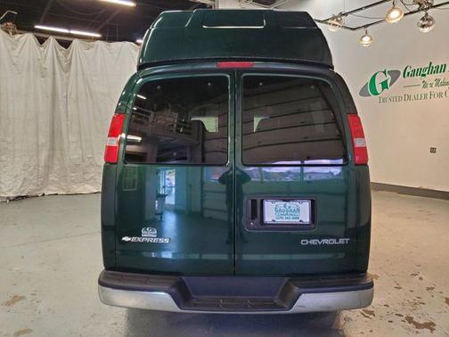 2003 Chevrolet Express 1500 LS Wagon