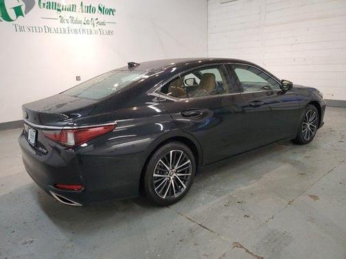 2022 Lexus ES 350 Base