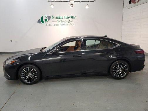2022 Lexus ES 350 Base
