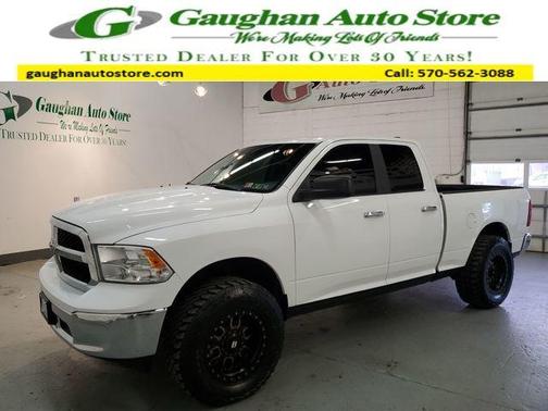 2017 RAM 1500 SLT