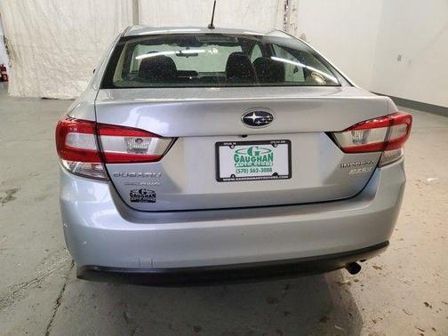 2017 Subaru Impreza 2.0i