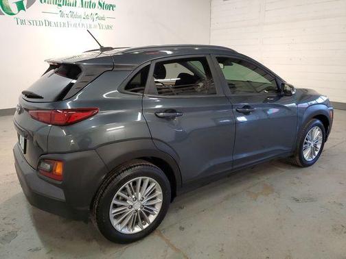2021 Hyundai KONA SEL