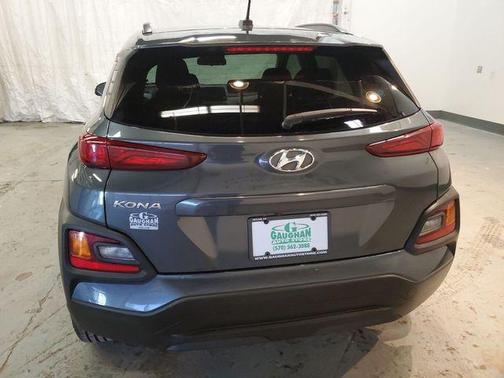 2021 Hyundai KONA SEL