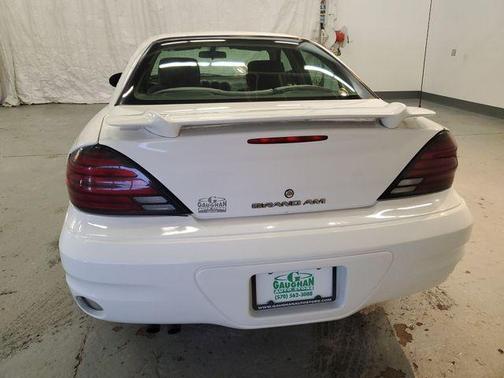 2004 Pontiac Grand Am SE1