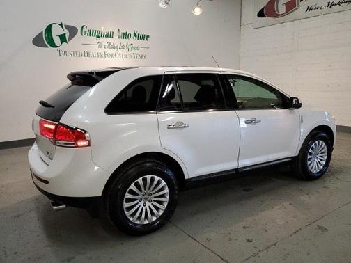 2014 Lincoln MKX Base