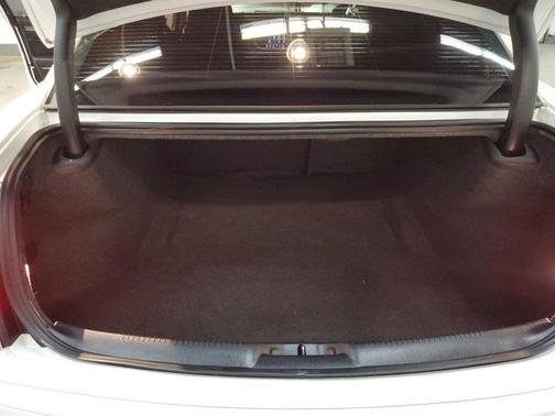 2022 Chrysler 300 Touring L