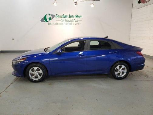 2022 Hyundai ELANTRA SE