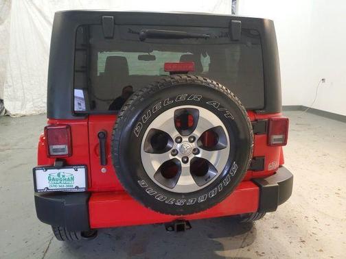 Firecracker Red Clearcoat 2016 Jeep Wrangler Sahara