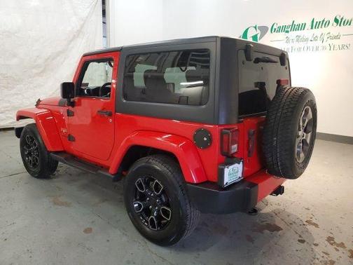 Firecracker Red Clearcoat 2016 Jeep Wrangler Sahara